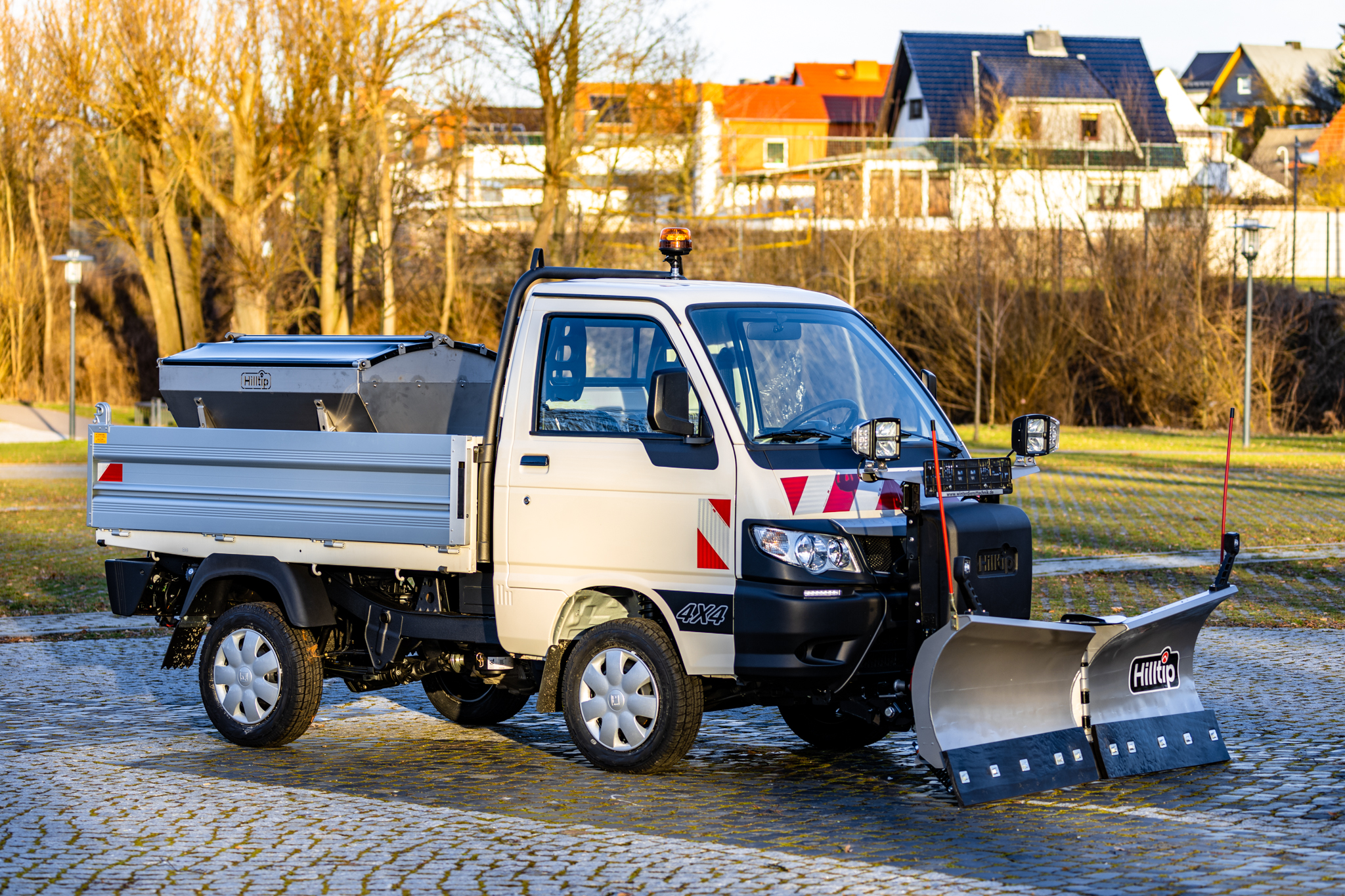 Hilltip Reparatur, Service & Ersatzteile für Hilltip Streuer und Schiebeschilder | HWNtec